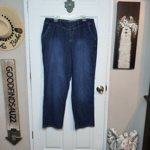 Liz Claiborne Women's Jeans Size 16